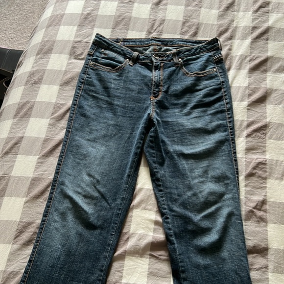 Mid rise boot cut aura wrangler jeans - Picture 2 of 4